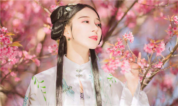 九寨沟供卵试管婴儿：助您实现家庭梦想的科学方案